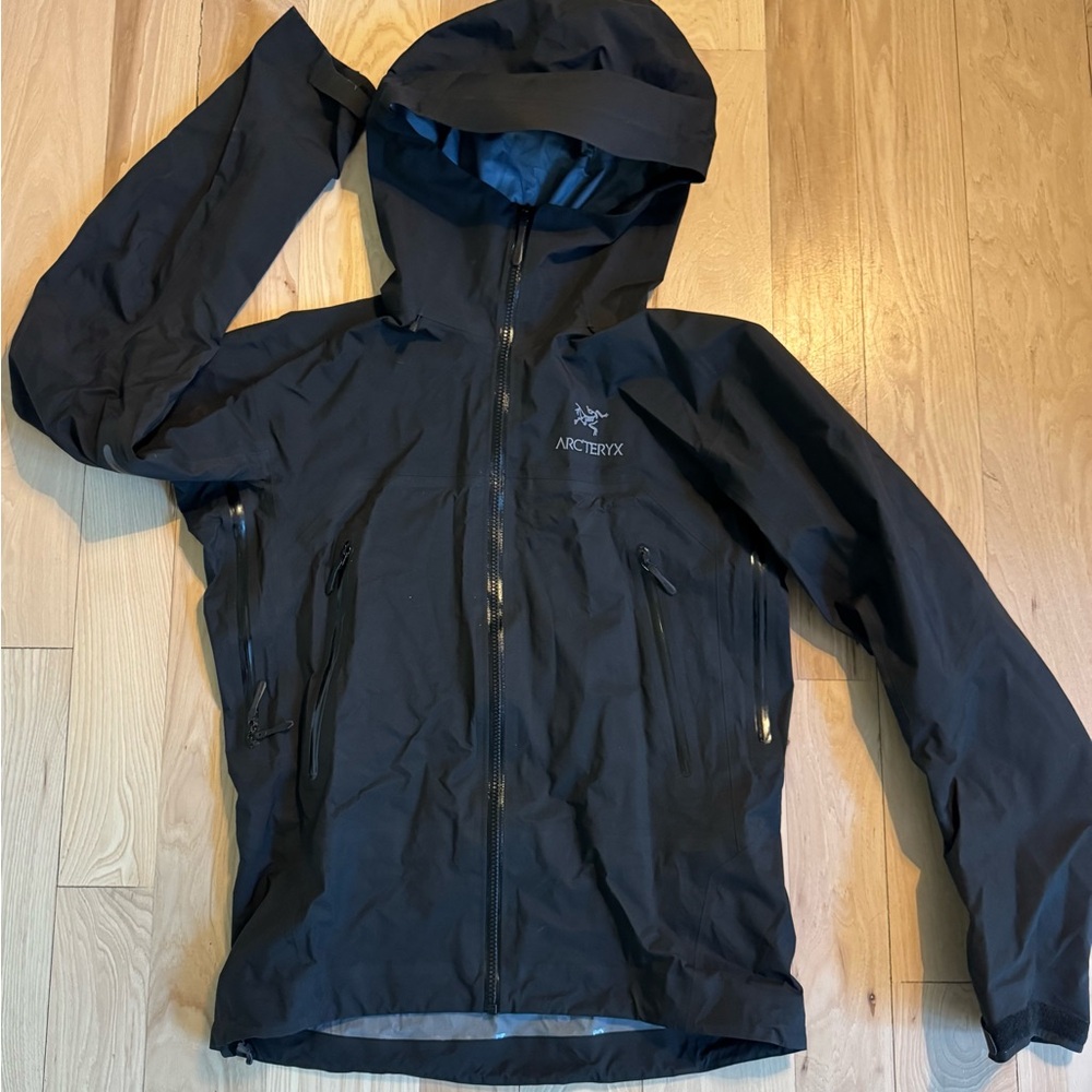 Arc'teryx Beta AR (2025)